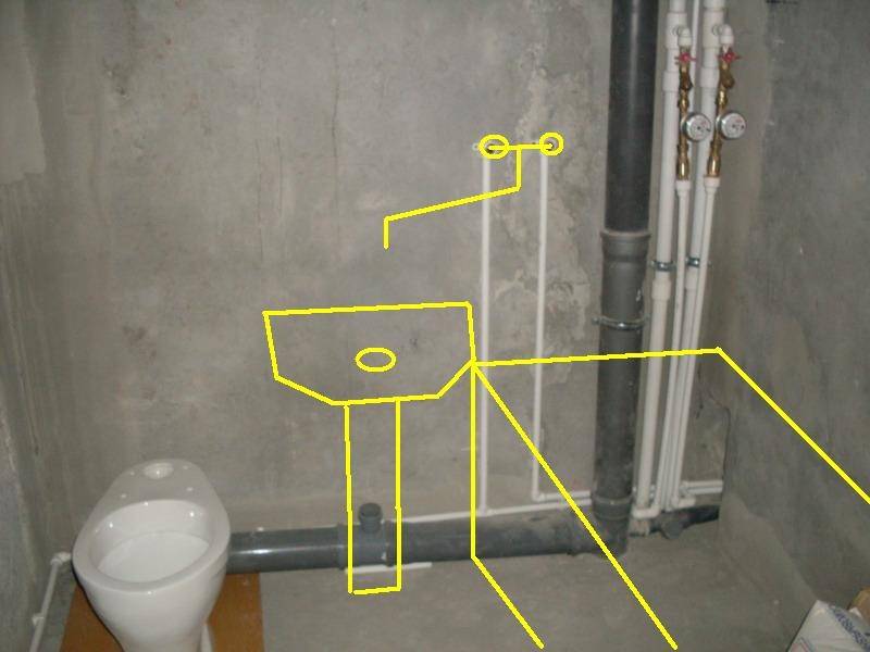 Замена труб в ванной и туалете: как сделать разводку и поменять стояки