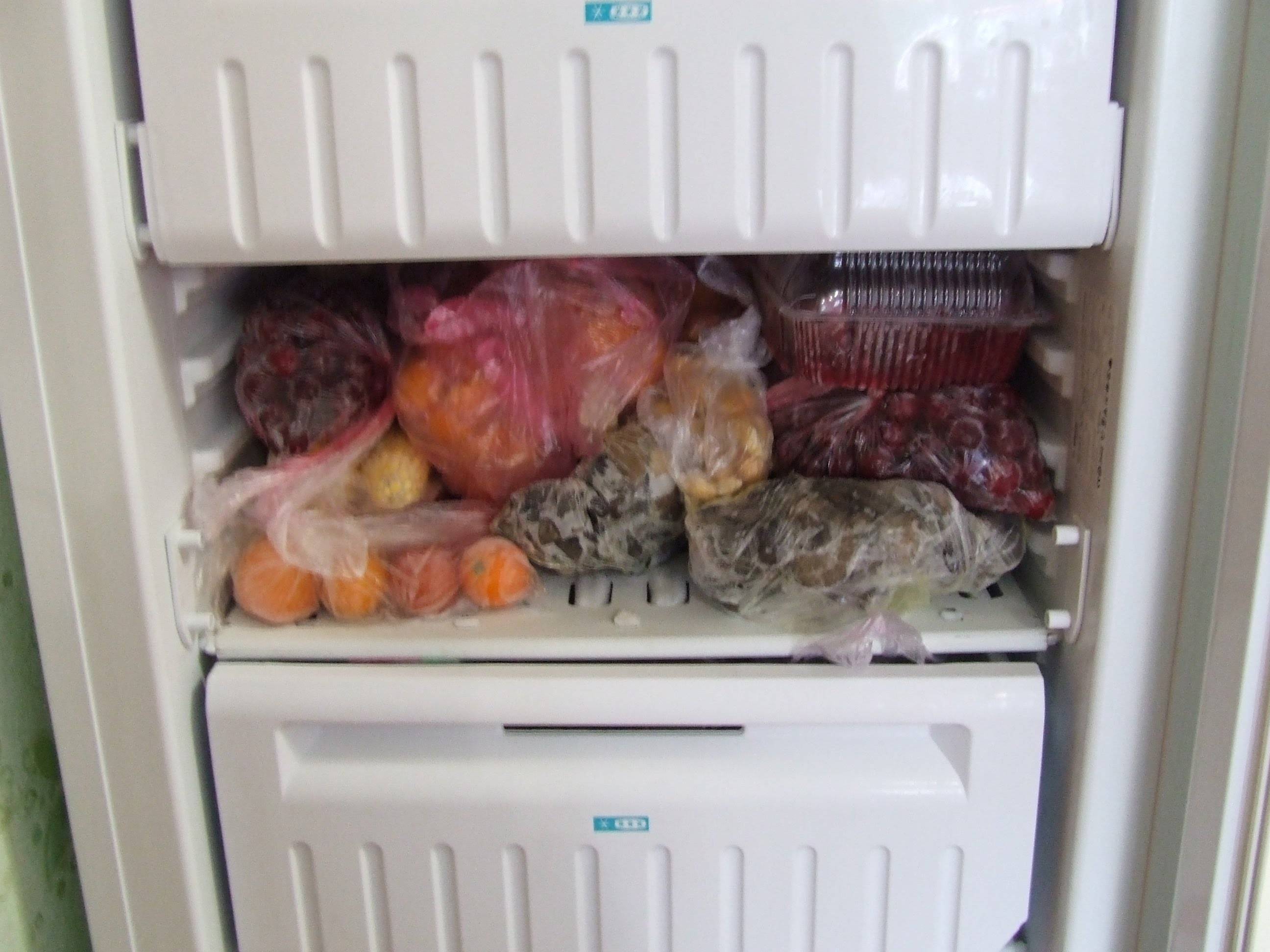 Что делать, если холодильник пищит при полностью закрытой двери