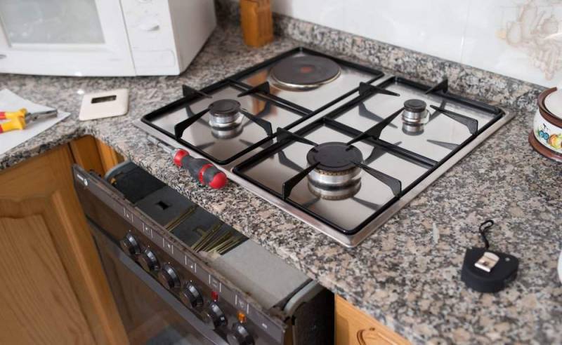 Требования по безопасности при перепланировке кухни с переносом газовой плиты