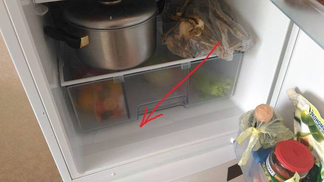Холодильник издаёт странные звуки