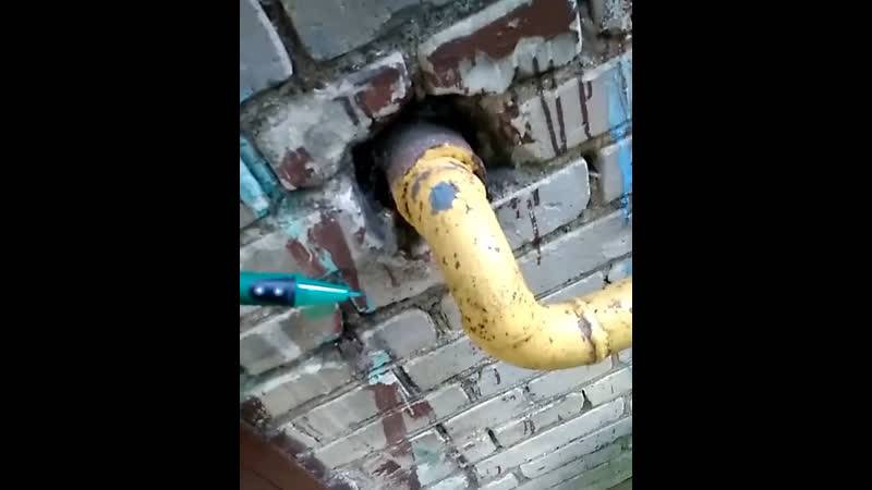 Почему вибрирует и гудит газовая труба в квартире: причины шума и способы его устранения