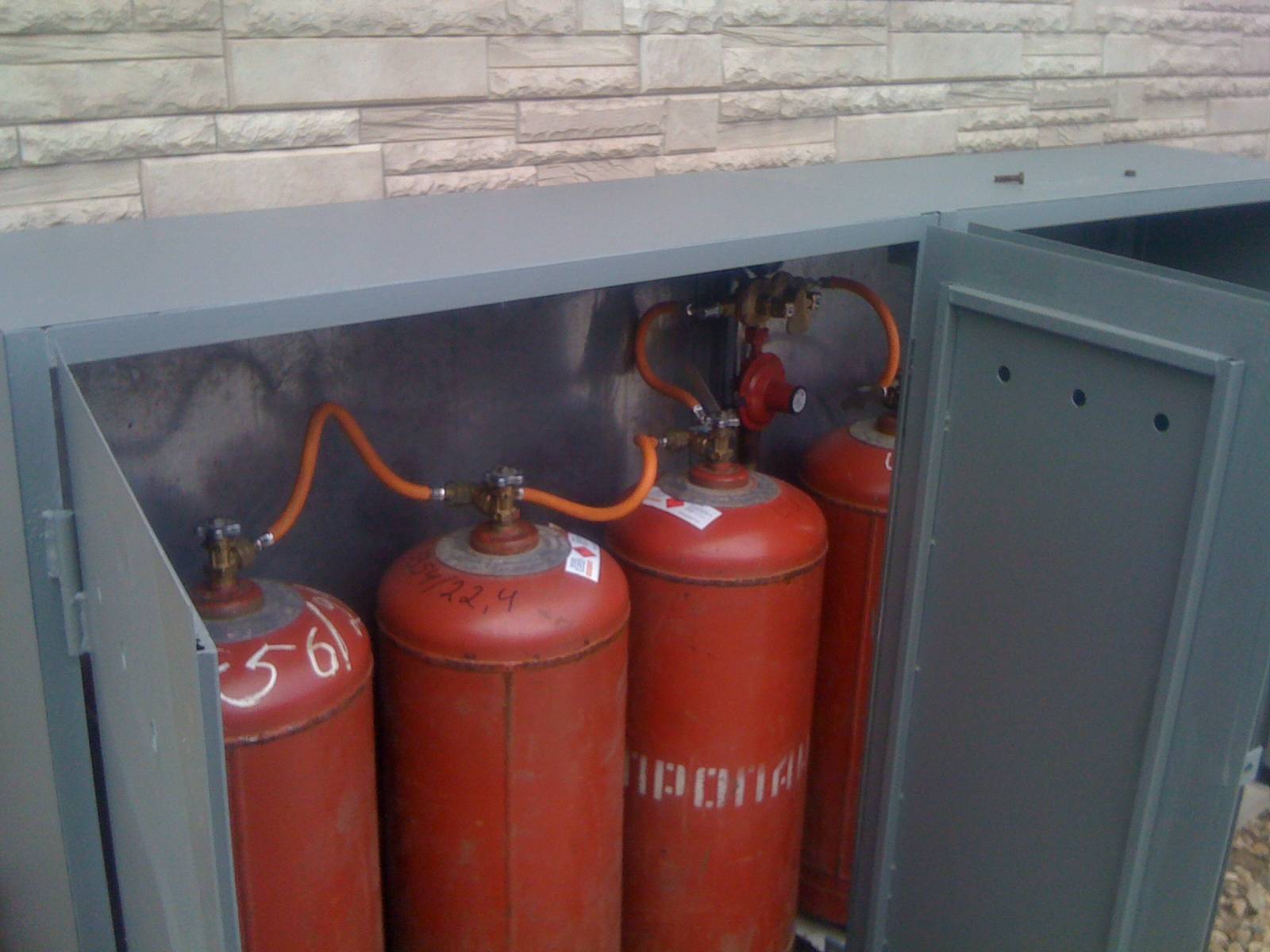 Отопление от газового баллона в частном доме и расход сжиженного пропана в загородном
