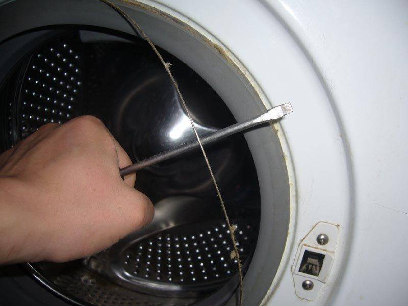 Замена манжеты люка стиральной машины: как снять и одеть резинку, как поменять уплотнитель