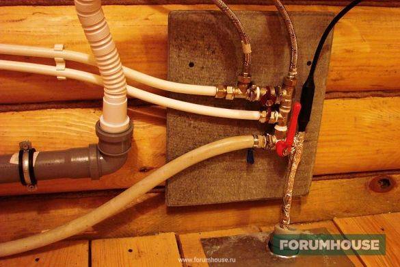 Обогрев водопровода при помощи нагревательного кабеля: обзор лучших решений