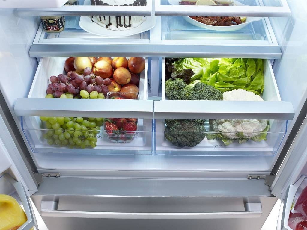 Неприятный запах в морозильной камере холодильника