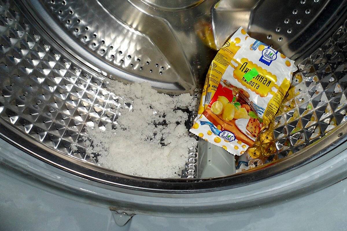 Почистить стиралку лимонной. Чистка стиральной машины. Лимонная кислота в стиральную машинку для чистки. Чистка барабана стиральной машины. Лимонка для стиральной машины.