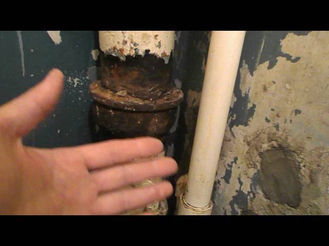 Чем заделывать трещину или стык в чугунной канализационной трубе