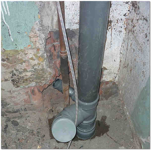 Замена канализационных труб в квартире своими руками